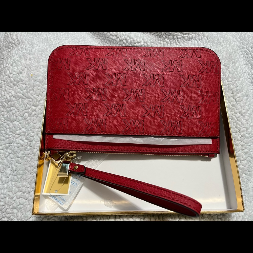 Authentic and Brand New Michael Kors Handbags - Picture 3 of 4
